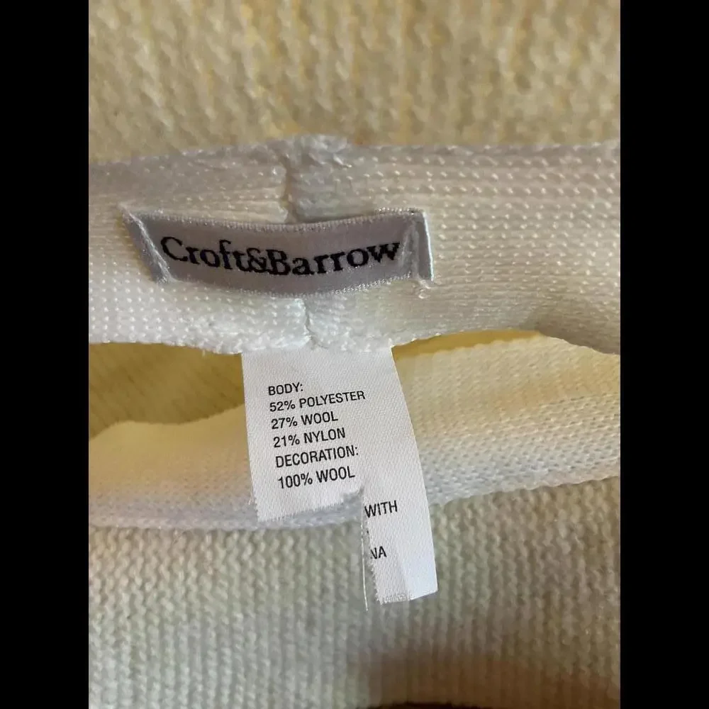 White Wool blend Bucket Hat with Flower Detail - Picture 6 of 8